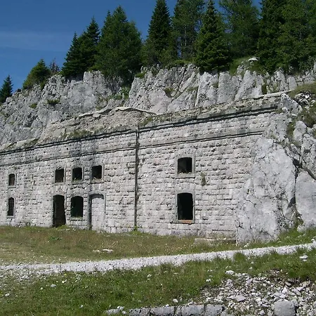 Fabbricato Indipendente Centro Lozzo Cadore