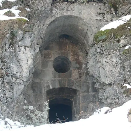 Appartamento Fabbricato Indipendente Centro Lozzo Cadore